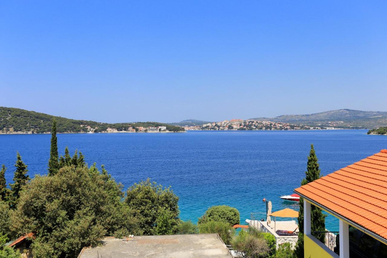 Family Friendly Seaside Apartments Razanj, Rogoznica - 10373 Exterior photo