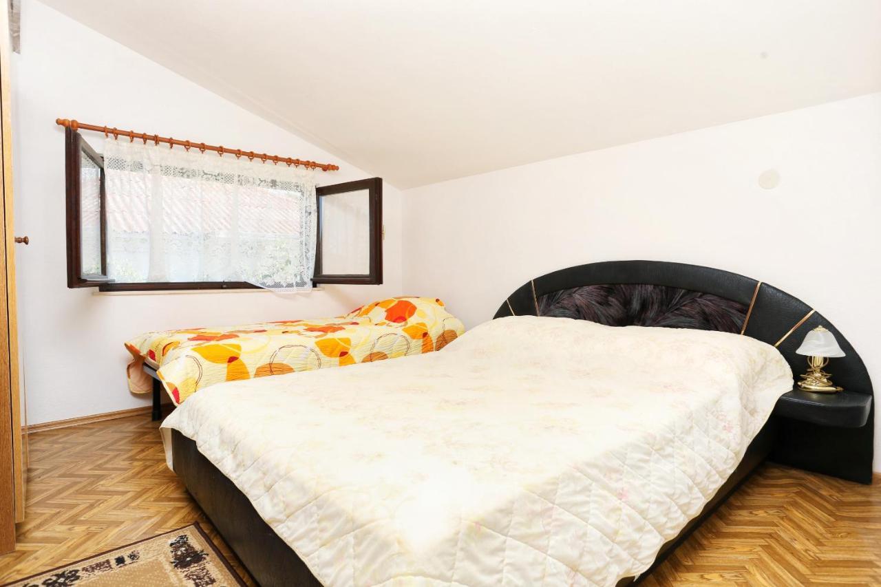 Family Friendly Seaside Apartments Razanj, Rogoznica - 10373 Exterior photo