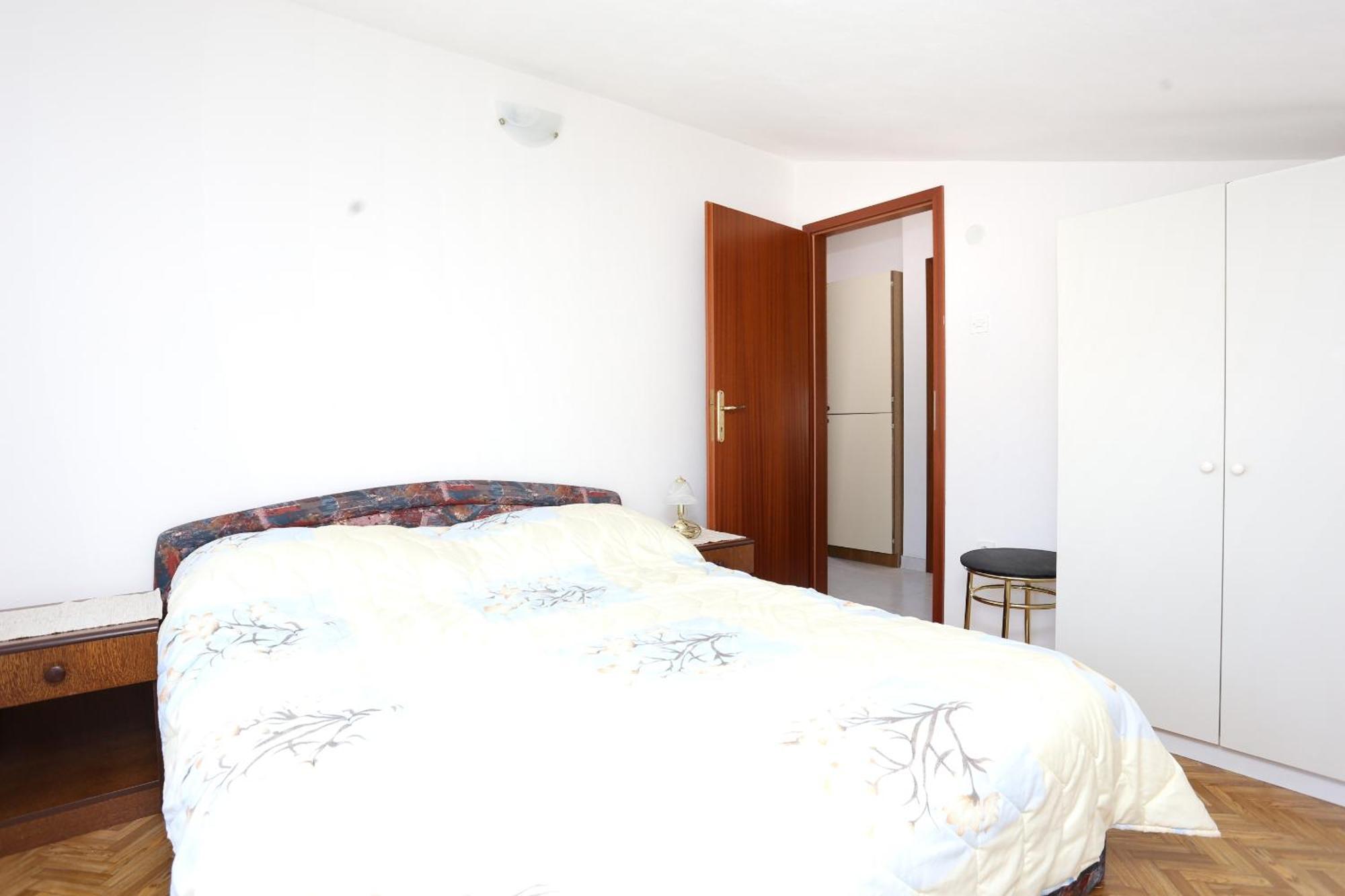 Family Friendly Seaside Apartments Razanj, Rogoznica - 10373 Room photo
