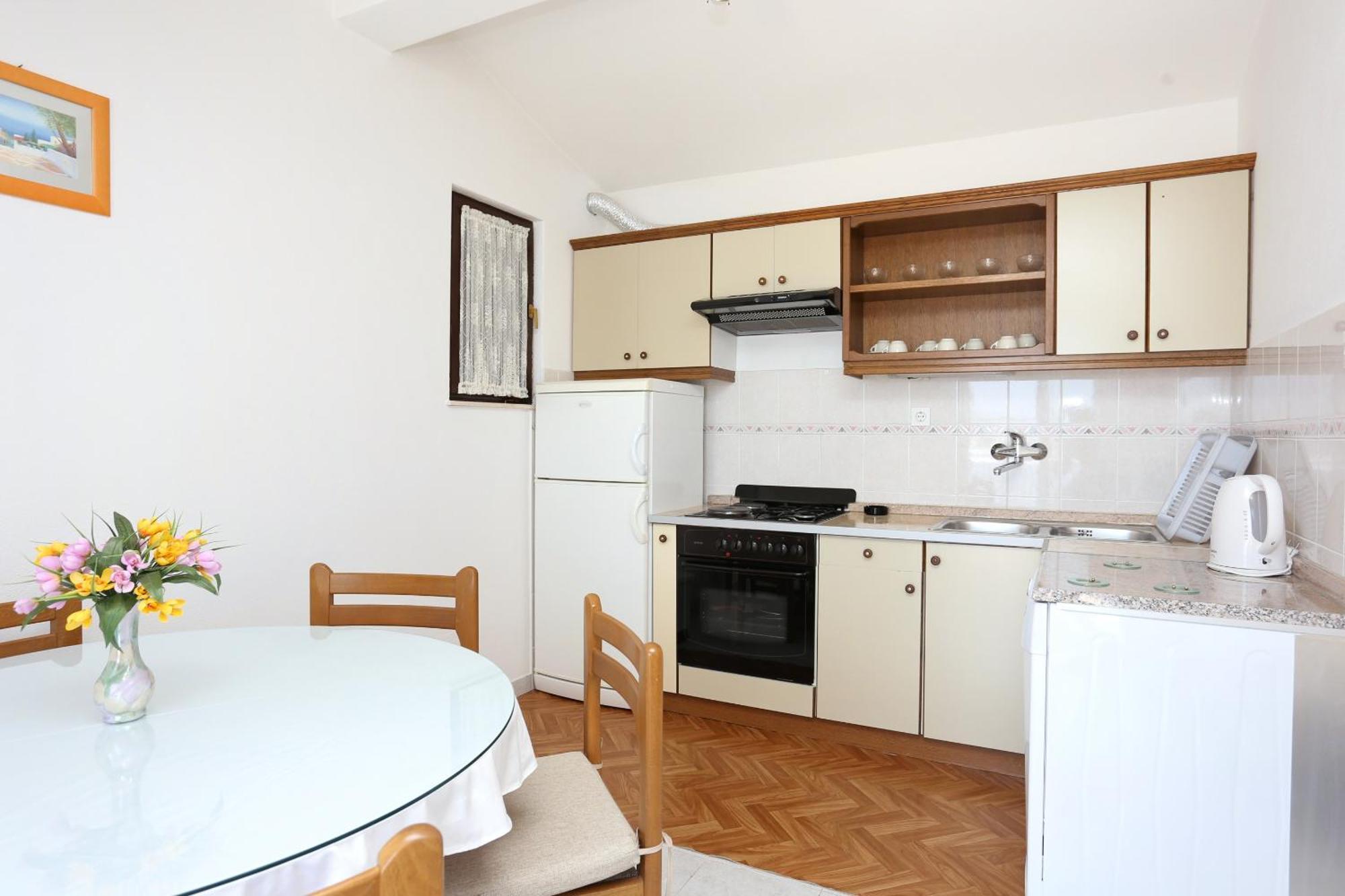Family Friendly Seaside Apartments Razanj, Rogoznica - 10373 Room photo