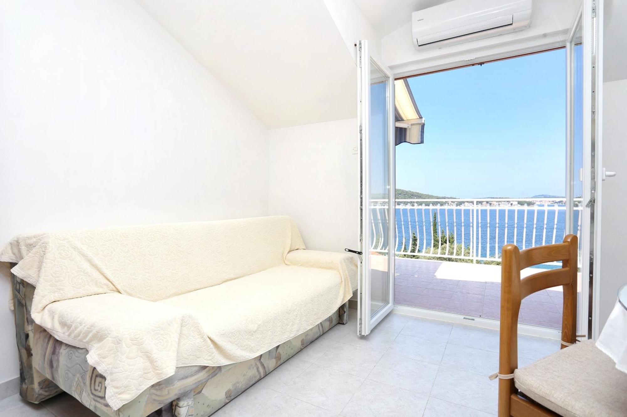 Family Friendly Seaside Apartments Razanj, Rogoznica - 10373 Room photo