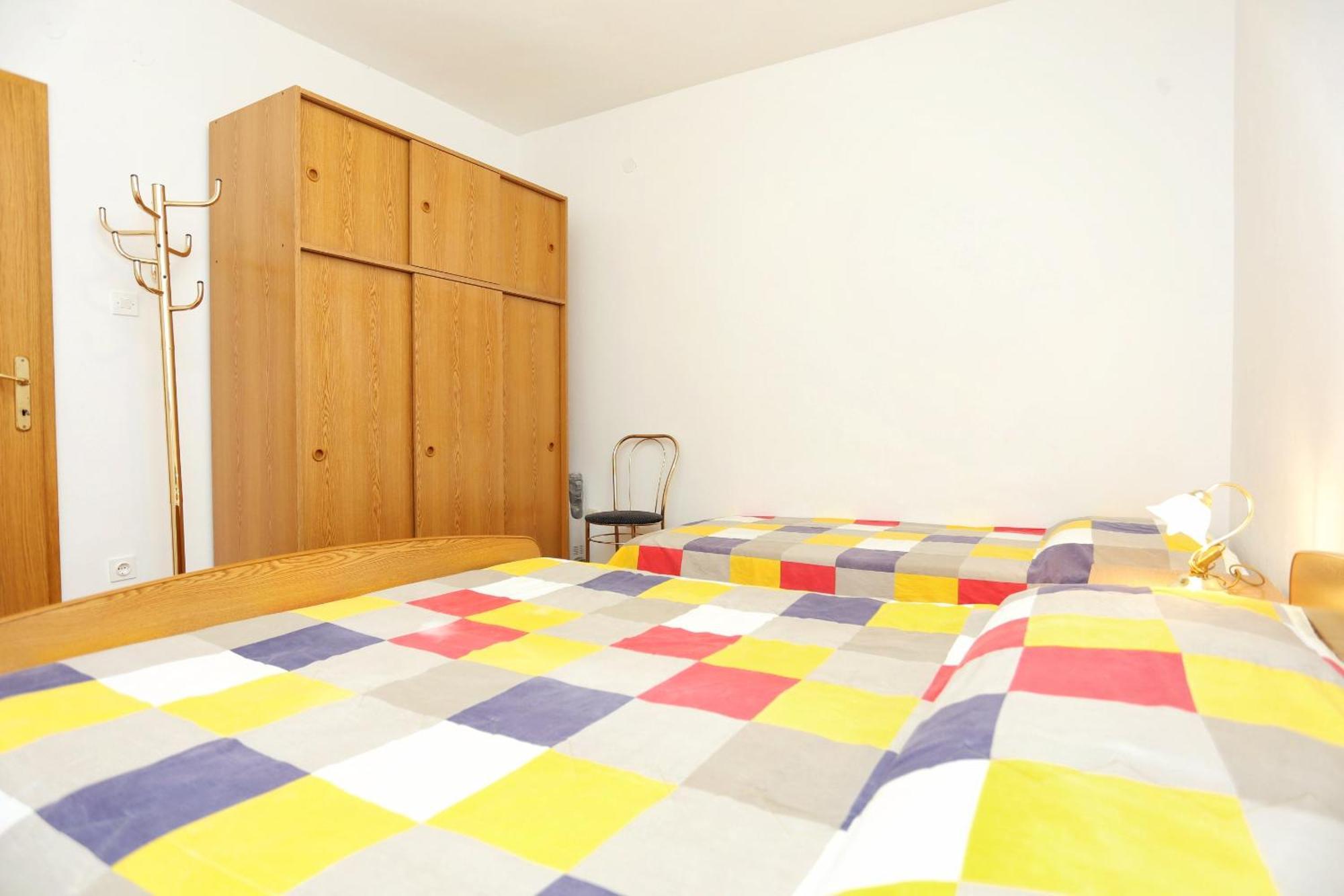 Family Friendly Seaside Apartments Razanj, Rogoznica - 10373 Room photo