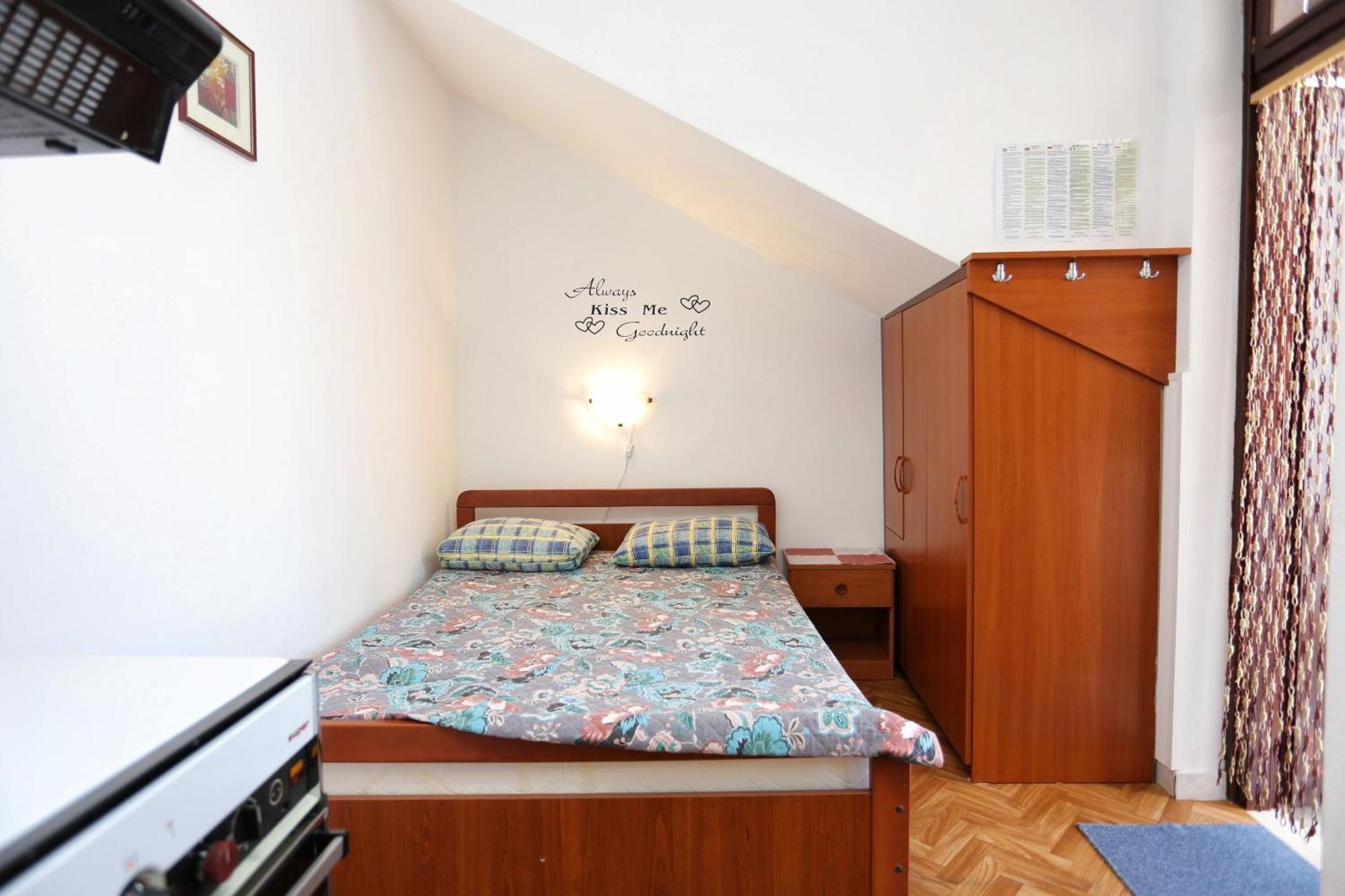 Family Friendly Seaside Apartments Razanj, Rogoznica - 10373 Room photo